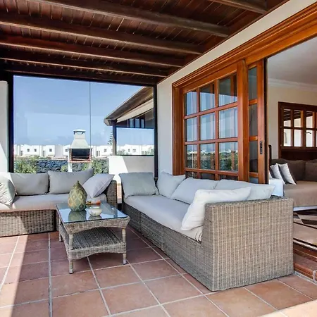 Villa Hipoclub Villas Zafiro 16 *